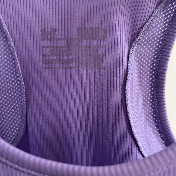 Under Armour Women’s Ripped Victory Tank Top Fitted Tech
Heatgear Purple Size M - Picture 4 of 5